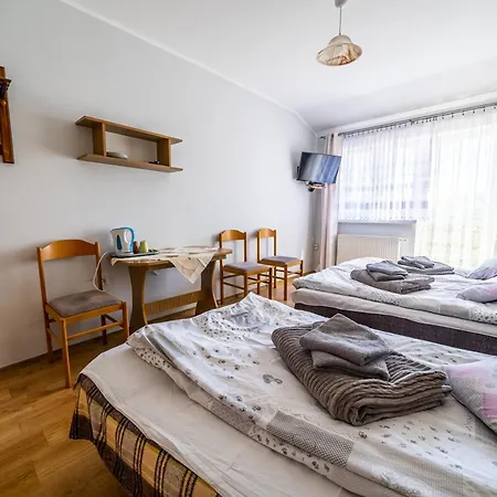 ホームステイ Kajmak